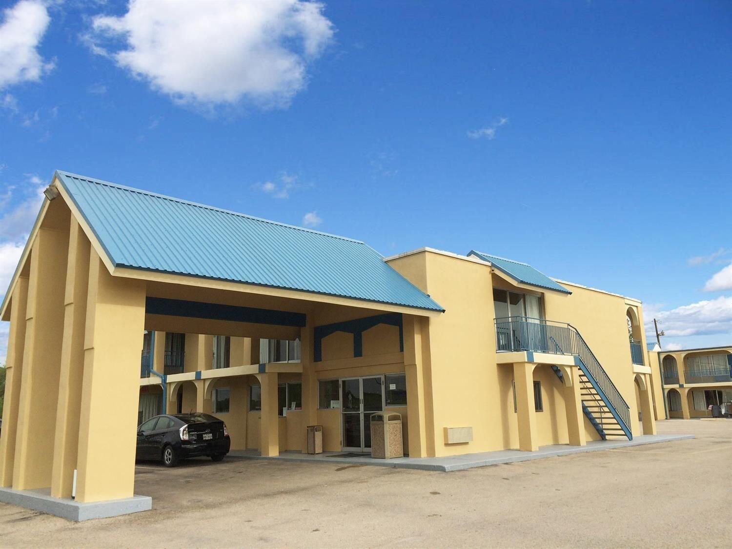 Americas Best Value Inn Schulenburg Екстериор снимка