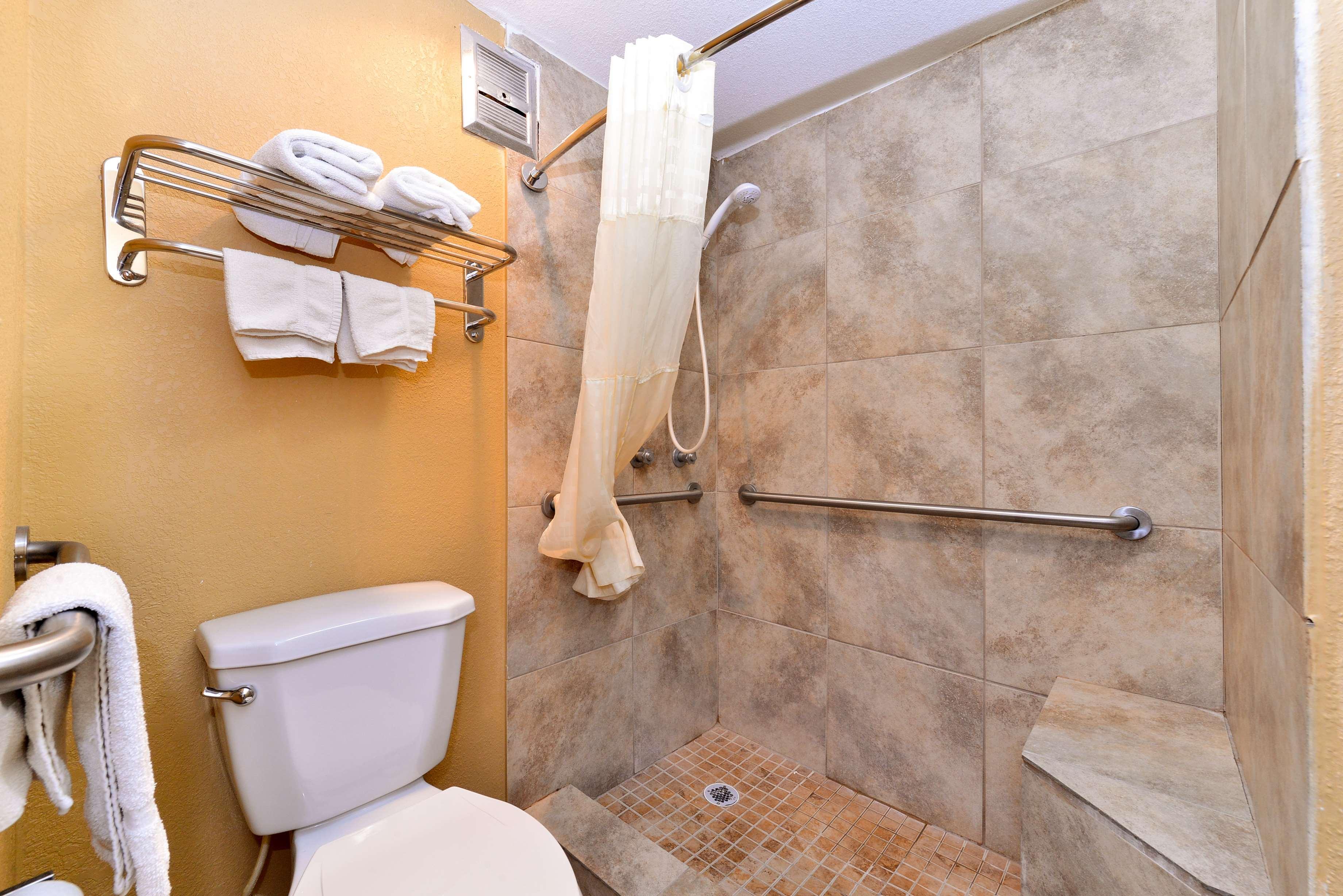 Americas Best Value Inn Schulenburg Екстериор снимка